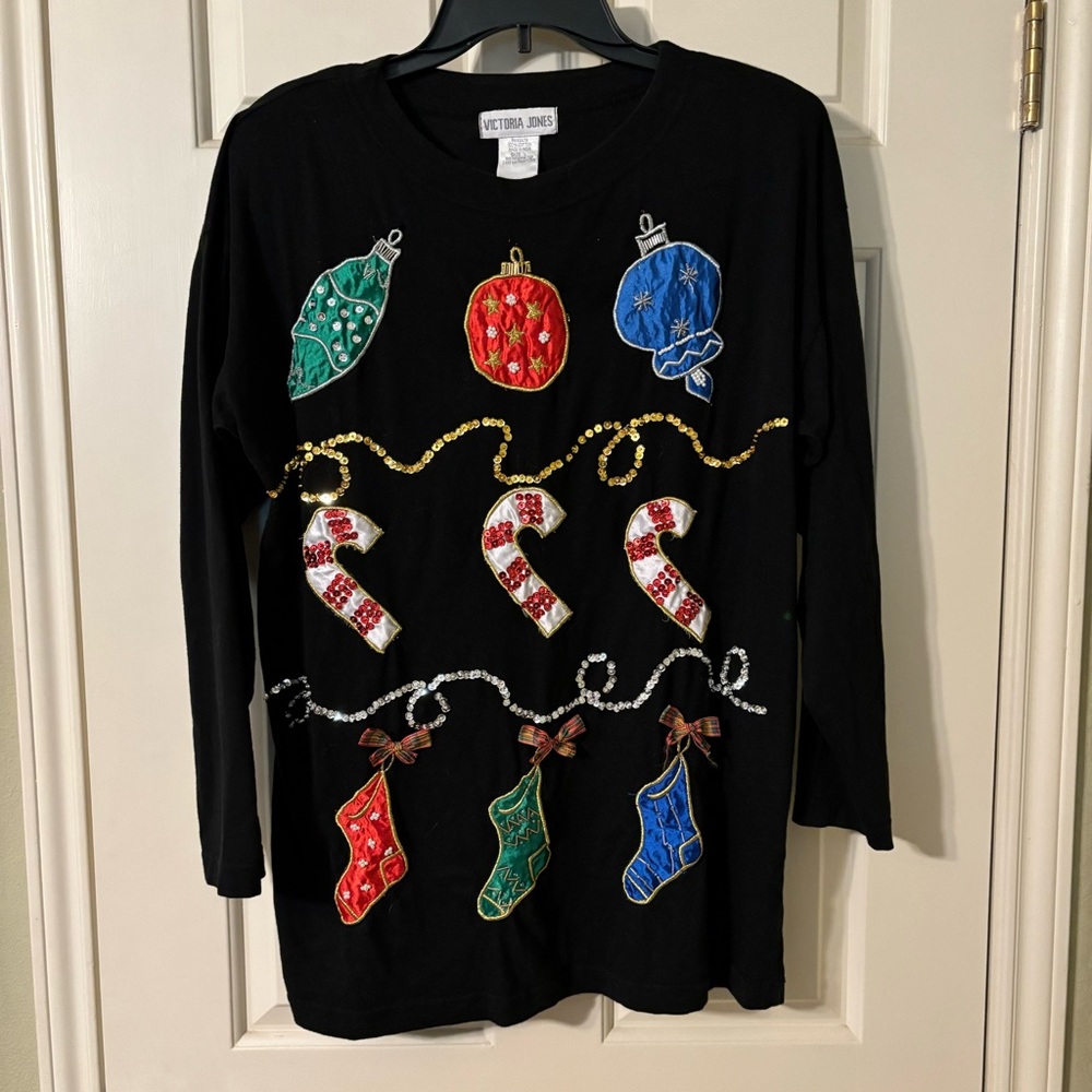 Victoria Jones Vintage Christmas T-Shirt